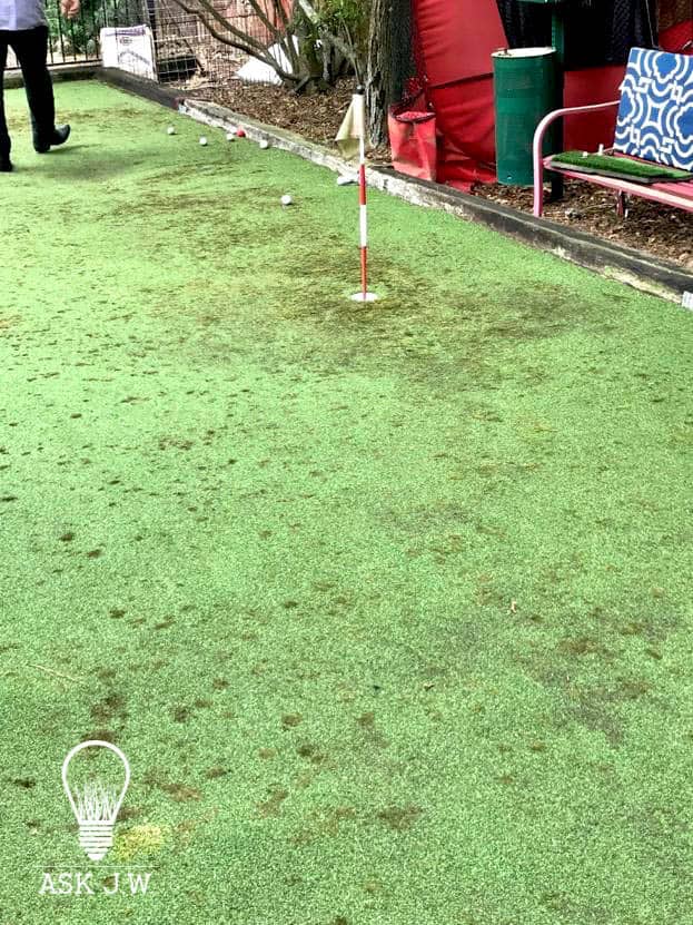 moss-putting-greens